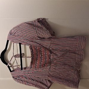 Old Navy blouse